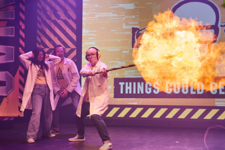 Olivier Award winning BRAINIAC LIVE to play at the Garrick Theatre this summer