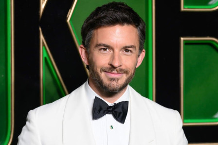 Jonathan Bailey withdraws from SUNDAY IN THE PARK WITH GEORGE