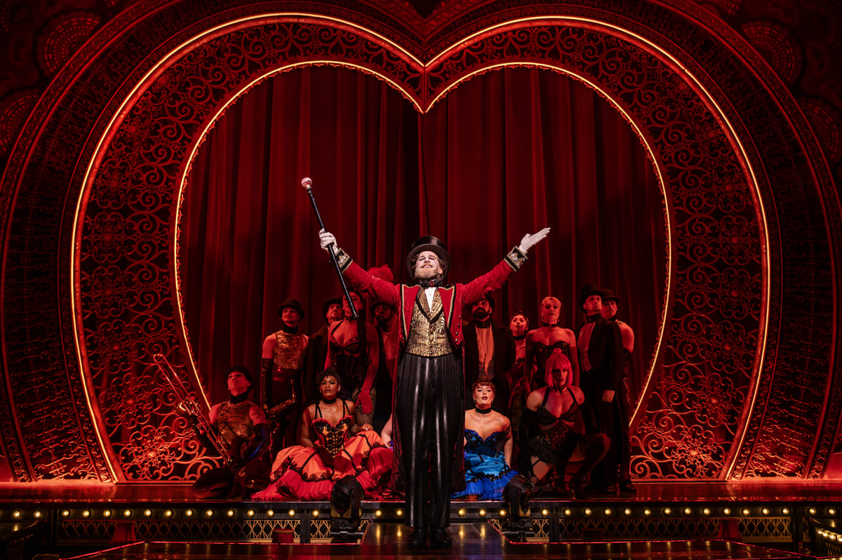 5 Reasons to Watch Moulin Rouge! The Musical