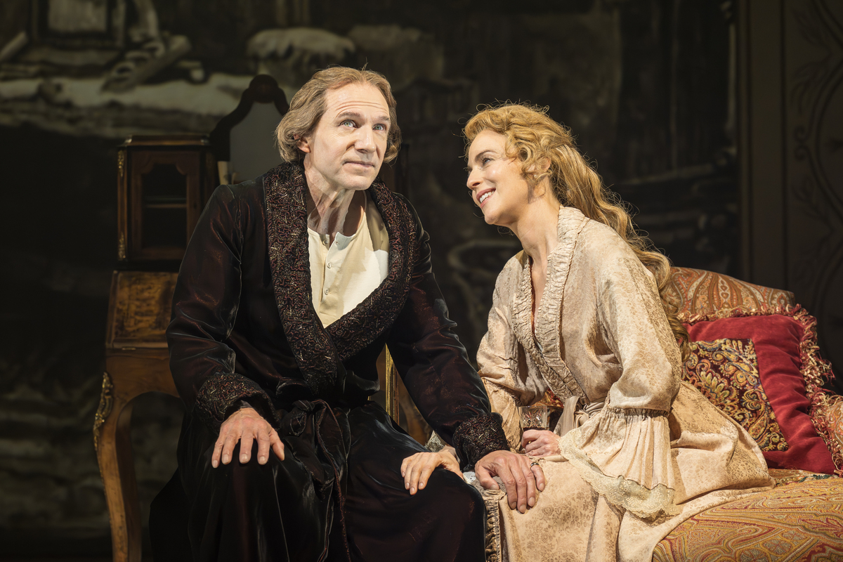 Review: GRACE PERVADES at Theatre Royal Haymarket