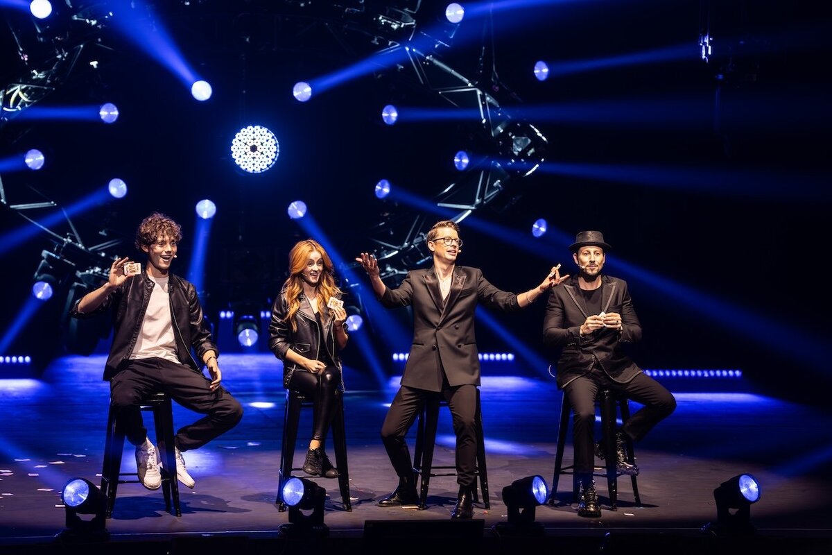L-R-Rafferty-Coope-Gabriella-Lester-Matthew-Pomeroy-Andrew-Basso-in-NOW-YOU-SEE-ME-LIVE-Credit-Johan-Persson