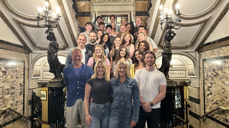 mamma mia musical cast 2025