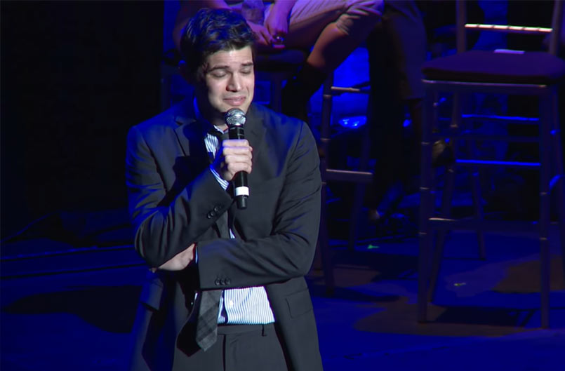 Jeremy Jordan sings "Let It Go" from Frozen