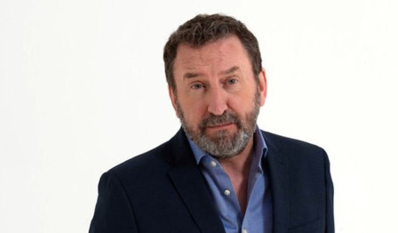 THE UNFRIEND returns to the West End with Lee Mack