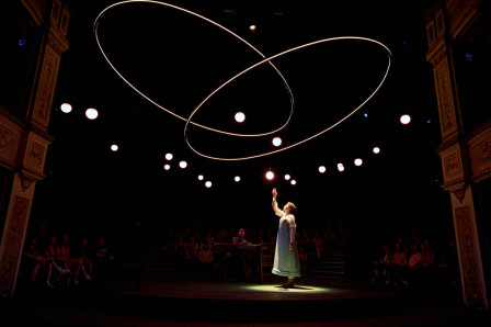 Review: ARCADIA at Duke of York's Theatre