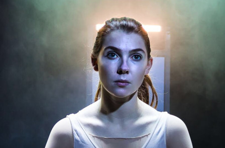 Review: DUST at Trafalgar Studios