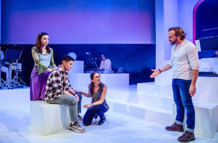 Review: KILLING THE CAT at Riverside Studios