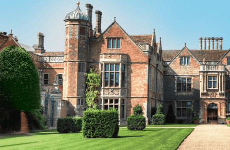 Review: LOVE'S LABOUR'S LOST at the Haymarket Theatre