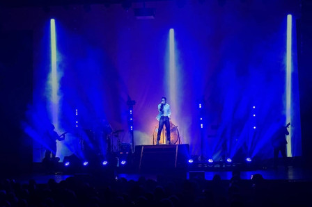 Review: MAN IN THE MIRROR at Golders Green Hippodrome