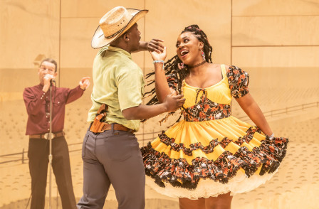 Review: OKLAHOMA! at Wyndhams Theatre