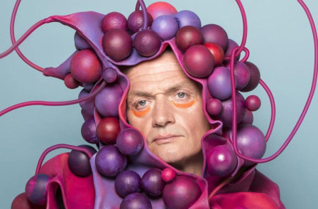 Review: A PACIFIST'S GUIDE TO THE WAR ON CANCER at the National Theatre