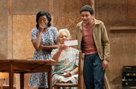 Review: A RAISIN IN THE SUN at Lyric Hammersmith