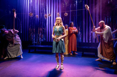 Review: SAPPHO at Southwark Playhouse