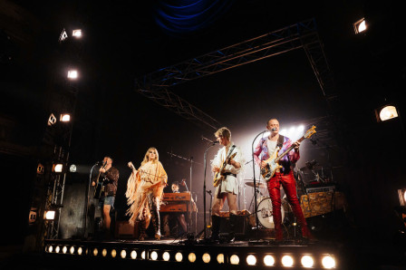 Review: TEETH ‘N’ SMILES at Duke of York’s