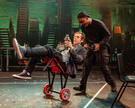Review: THE WHITE CHIP at Southwark Playhouse