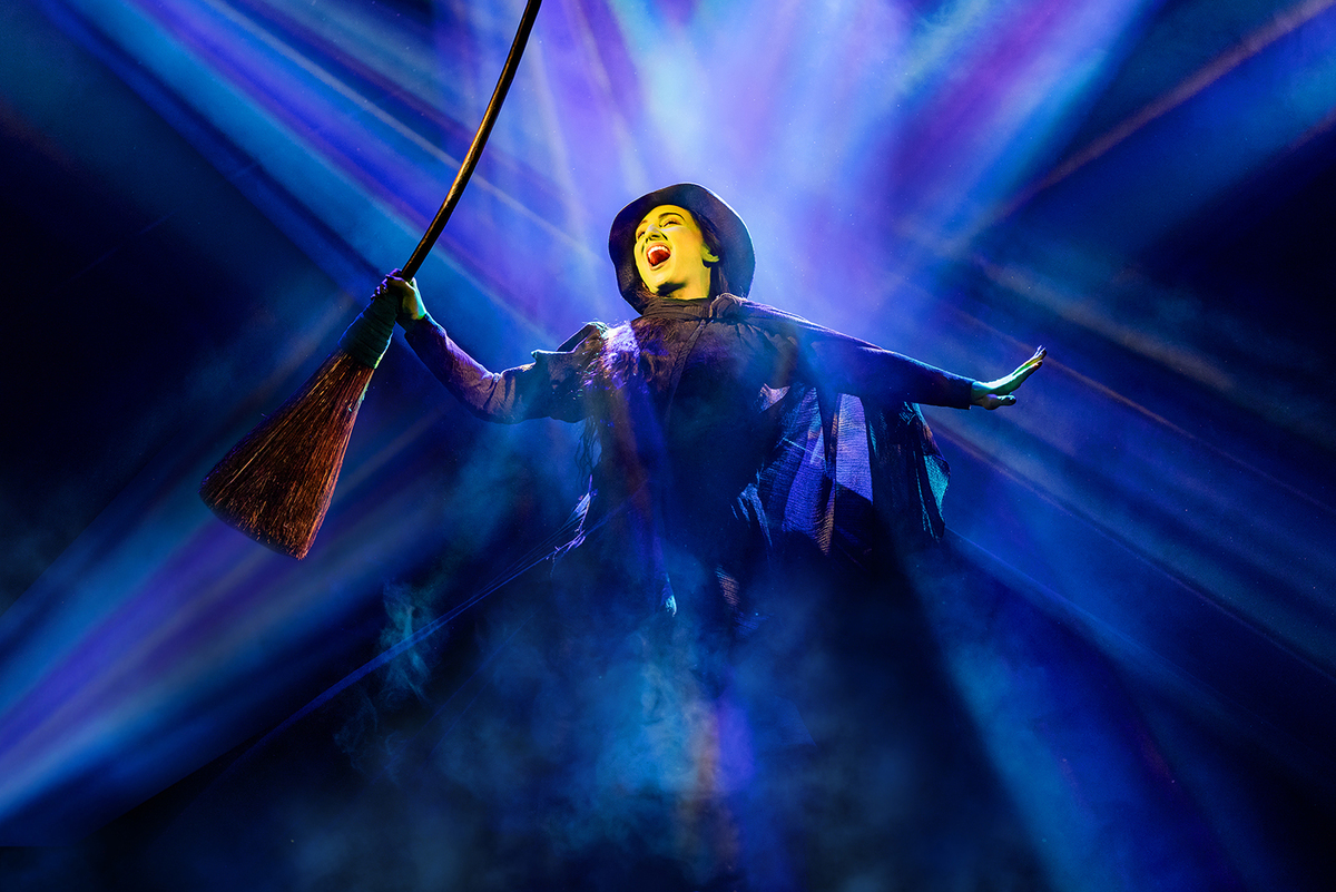 WICKED releases production photos of 20th anniversary company
