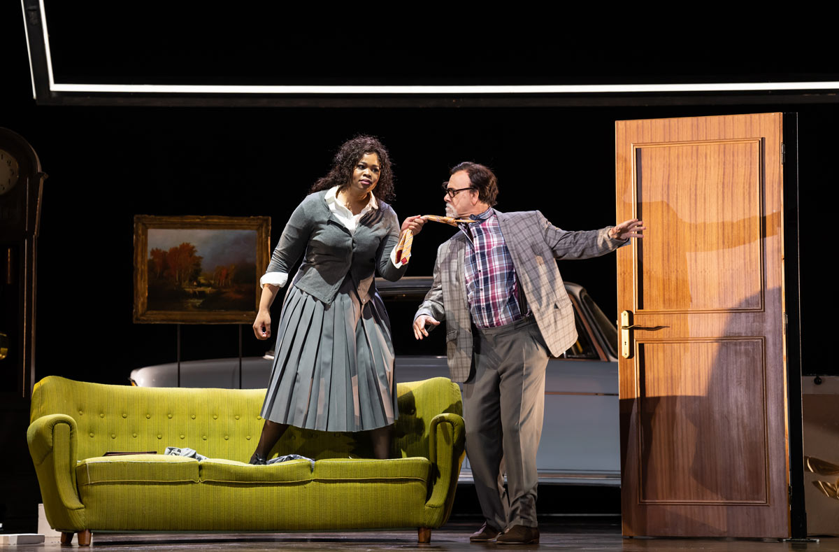 (Norina) Pretty Yende Don Pasquale (Don Pasquale) Lucio Gallo Don Pasquale © 2022 ROH. Photograph by Bill Cooper