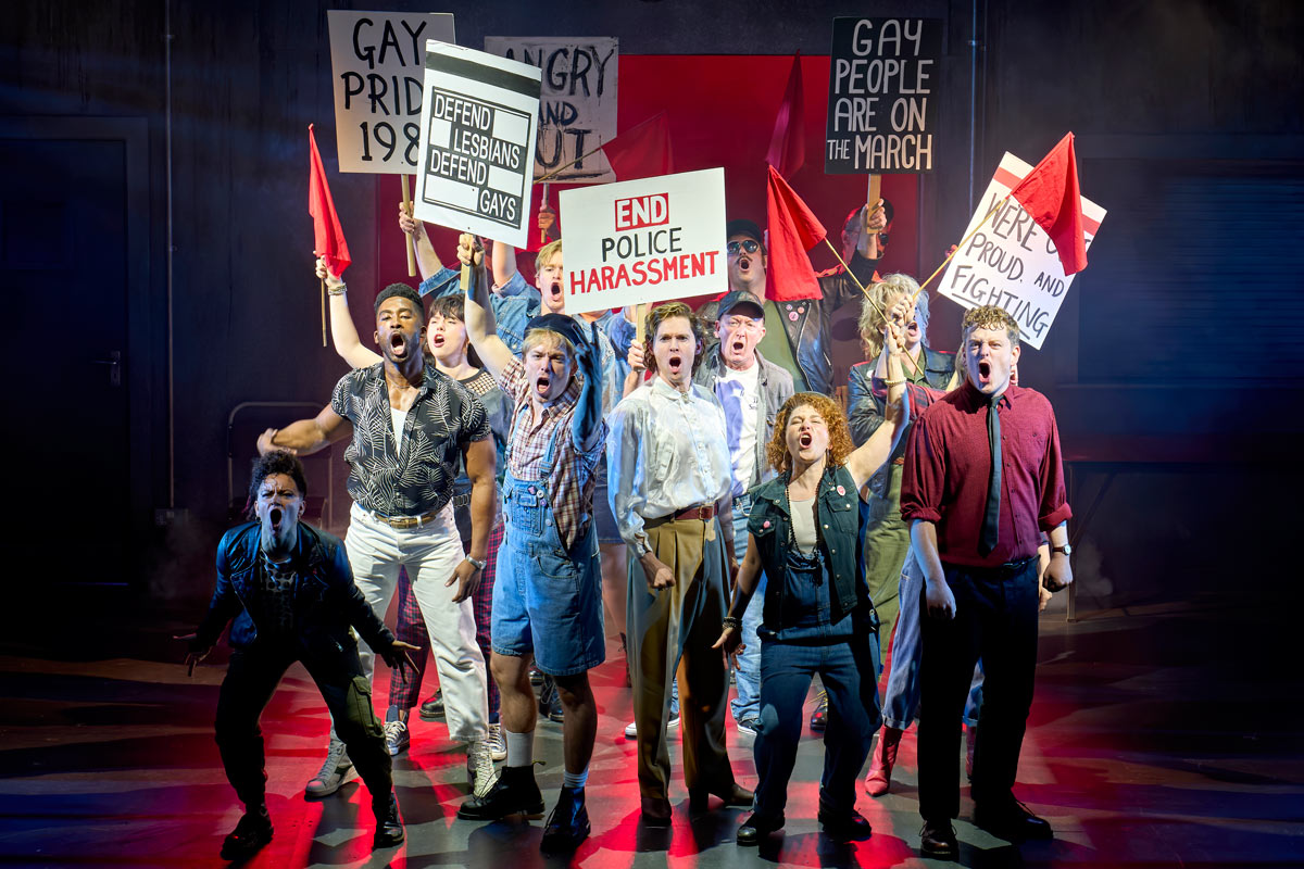 The Cast of Pride at the National Theatre. Photographer Manuel Harlan