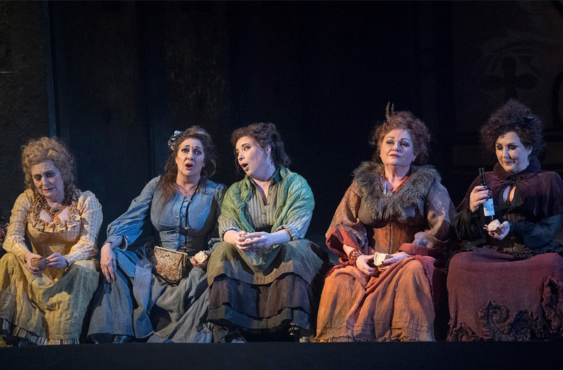 ENO 2018/19 Jack the Ripper: The Women of Whitechapel: (from left to right) Janis Kelly, Marie McLaughlin, Natalya Romaniw, Susan Bullock and Lesley Garrett © Alastair Muir