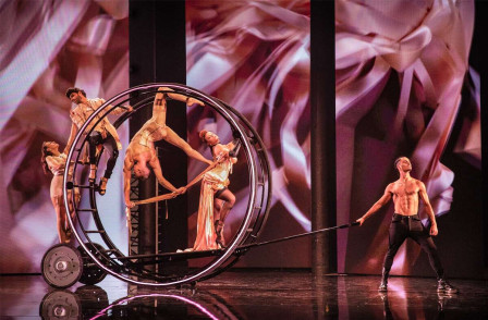 Review: FASHION FREAK SHOW at The Roundhouse