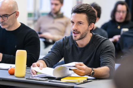 Rehearsal images released for Jonathan Bailey in RICHARD II