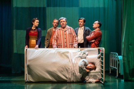 Review: NYE at National Theatre (Olivier)