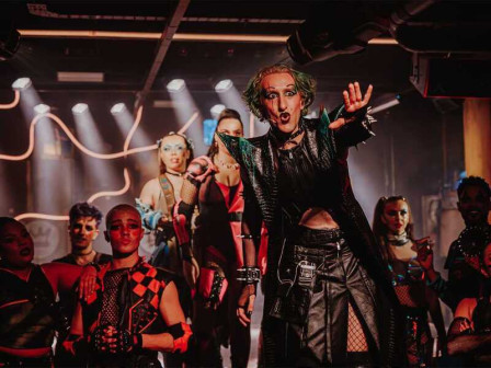 Review: OSCAR AT THE CROWN