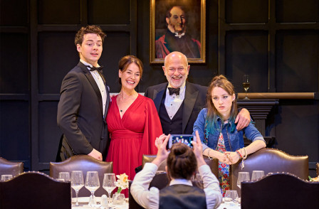 Review: THE SNAIL HOUSE at The Hampstead Theatre