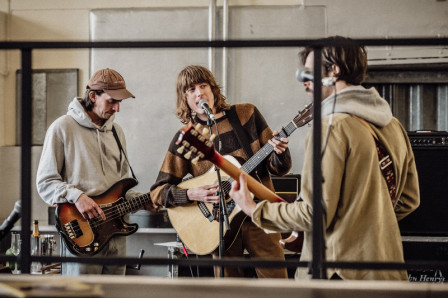 Rehearsal images released for STEREOPHONIC at Duke of York's Theatre