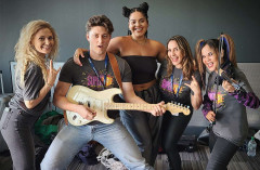 Vicki Manser, Tom Francis, Renee Lamb, Natalie Green and Lourds Lane at MusicalCon