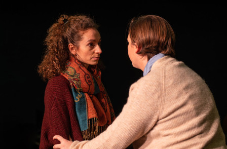 Review: THE BEACH HOUSE at Park Theatre