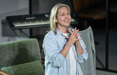 Review: THE UNBELIEVERS at Royal Court Theatre