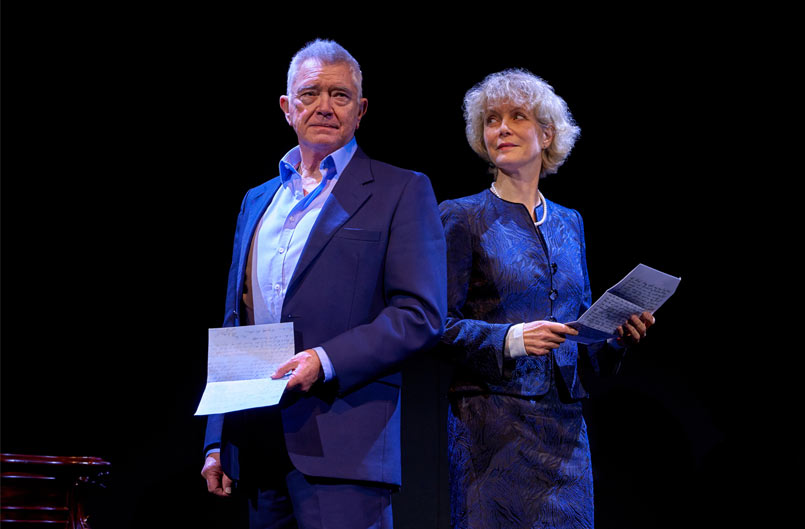 Jenny Seagrove and Martin Shaw in Love Letters - Photo by Paul Coltas