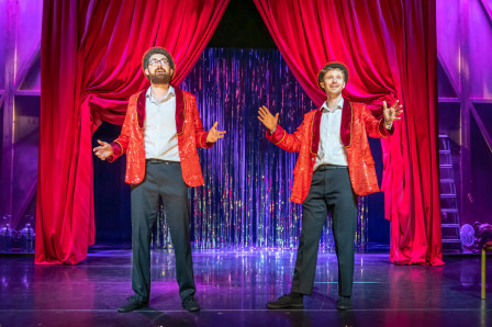 The Comeback – See exclusive production images!