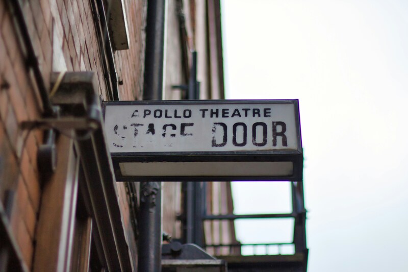 the dos and donts of theatre etiquette
