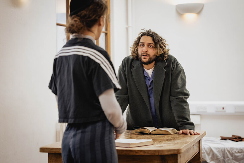 yentl marylebone theatre 2